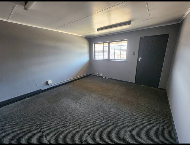 196M² WAREHOUSE TO LET IN WADEVILLE